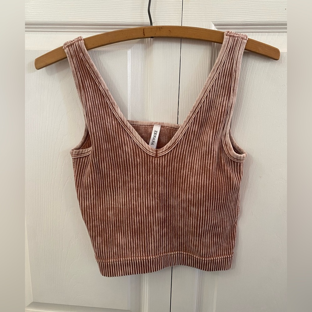 Zenana Washed Ribbed Cropped V-Neck Tank